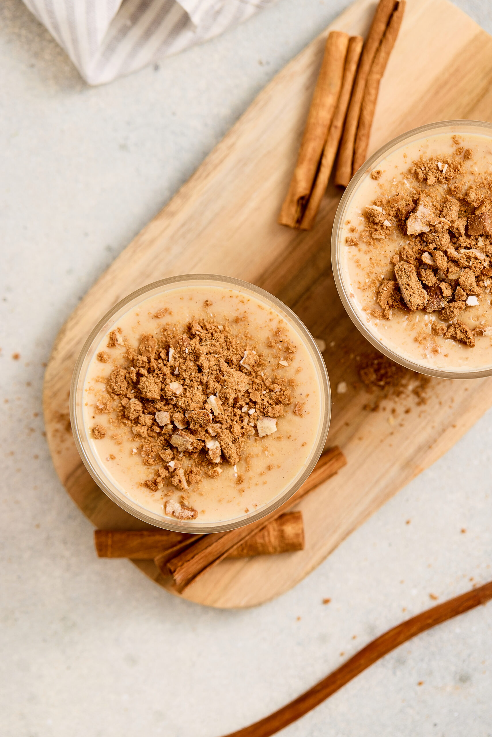 Chai latte pudding ready to serve.