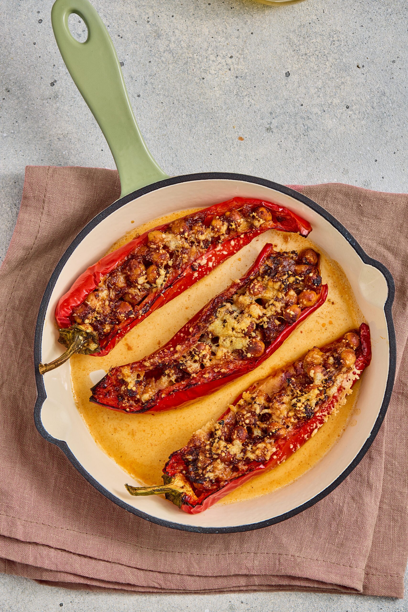 Chana masala stuffed peppers ready to serve.