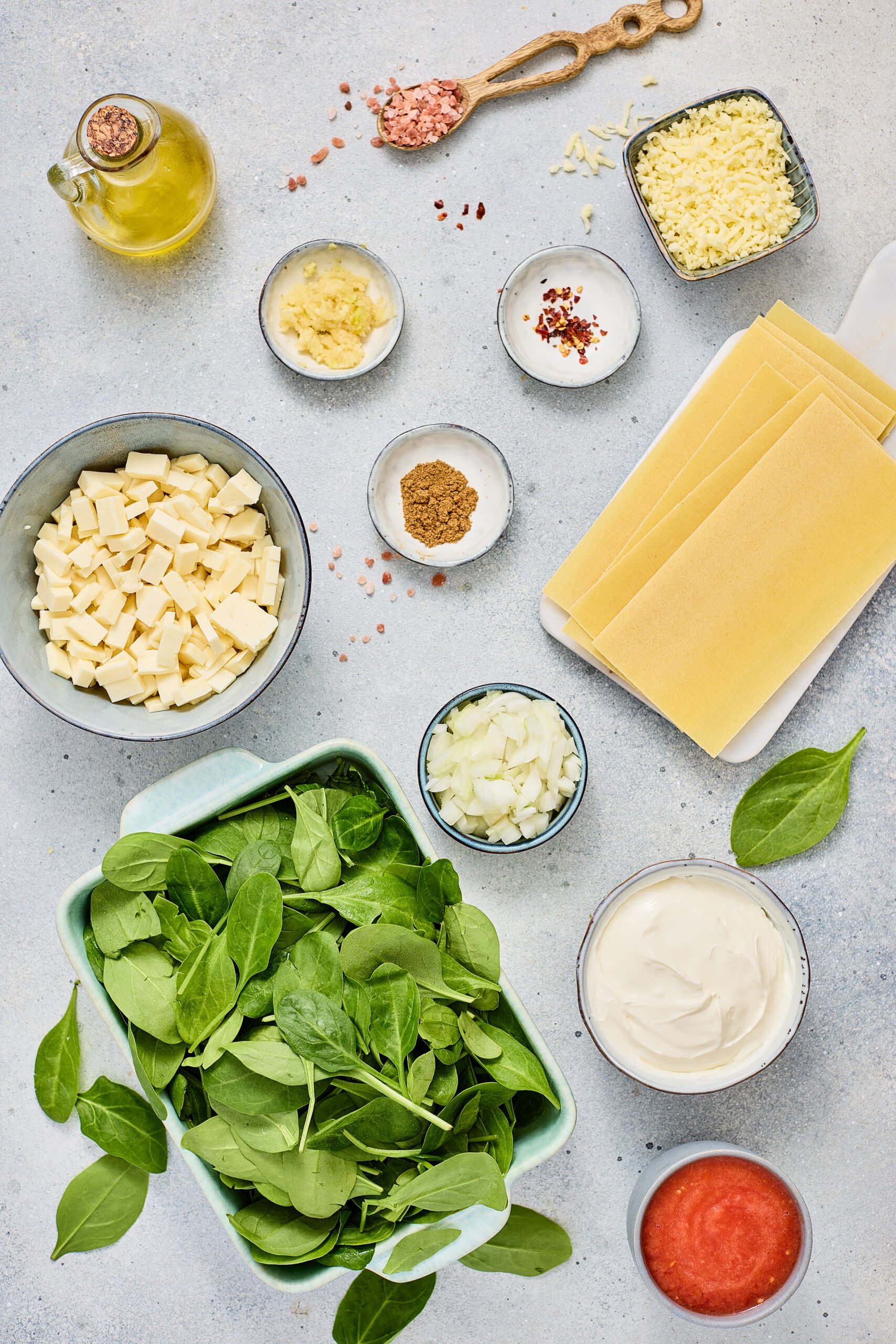 Ingredients for Palak paneer lasagna.